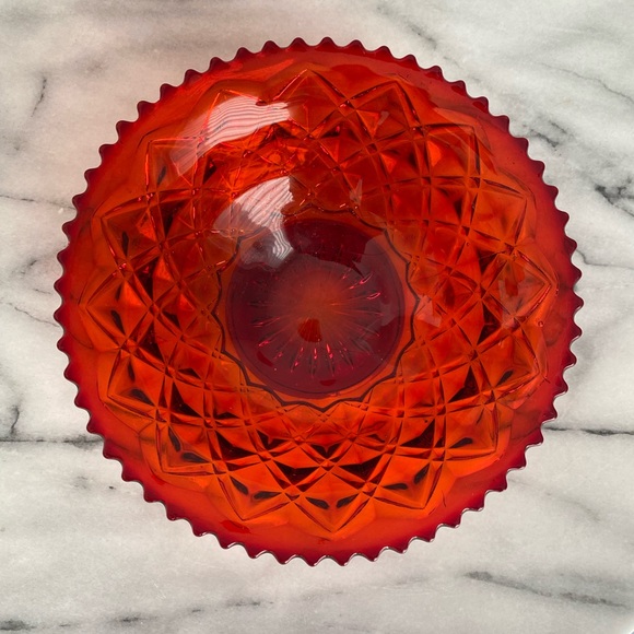 Vintage Amberina Red Bowl - Picture 2 of 6